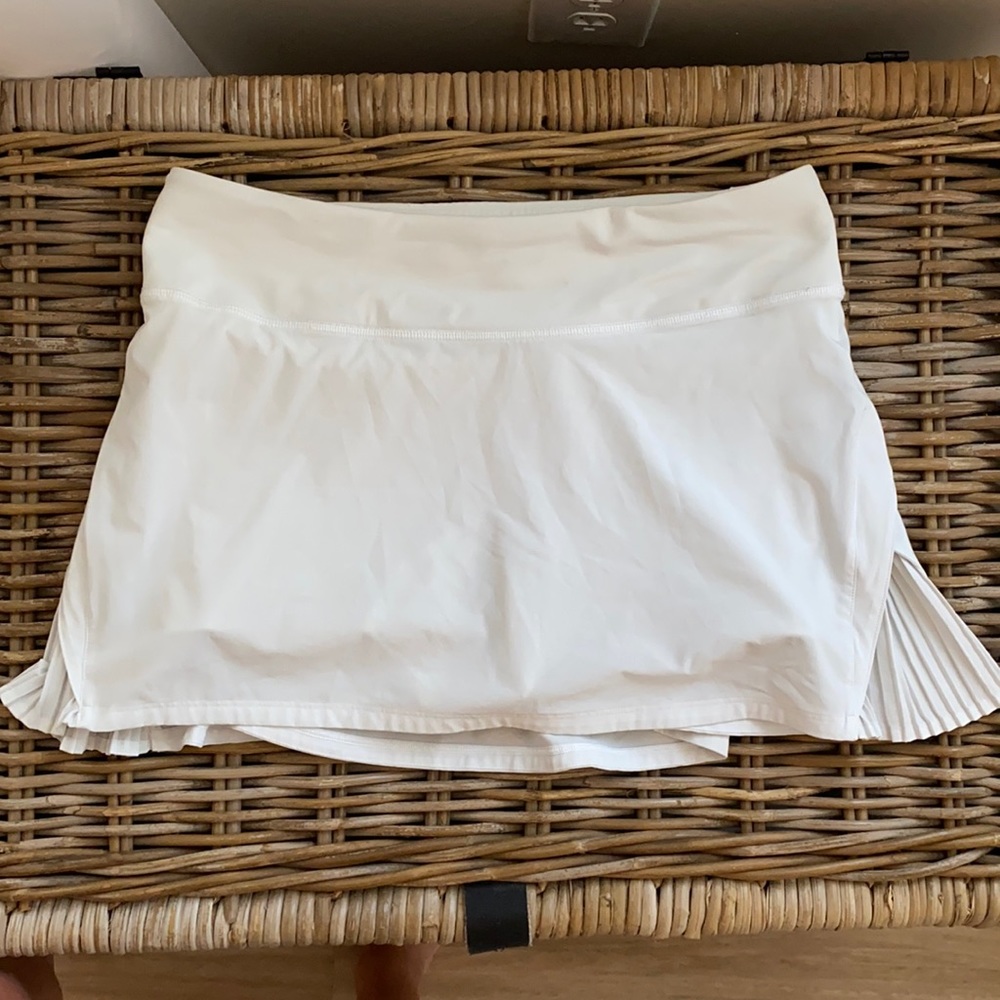 Lululemon Play off the Pleats skort